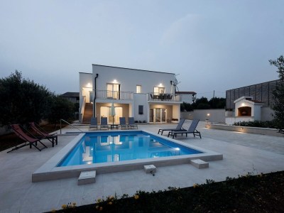 Holiday house Holiday Home Milutin 1 - Four Bedroom Holiday Home with Private Pool - Outdoor photo 29