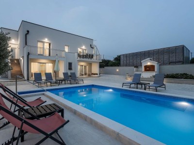 Holiday house Holiday Home Milutin 1 - Four Bedroom Holiday Home with Private Pool - Outdoor photo 35