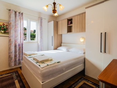 Apartment Elegant Sutivan Apartments with Balcony - Two Bedroom Apartment with Balcony - Features photo 10