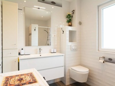 Apartment Elegant Sutivan Apartments with Balcony - Two Bedroom Apartment with Balcony - Features photo 17