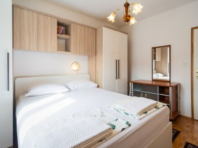 Apartment Elegant Sutivan Apartments with Balcony - Two Bedroom Apartment with Balcony - Features photo 18