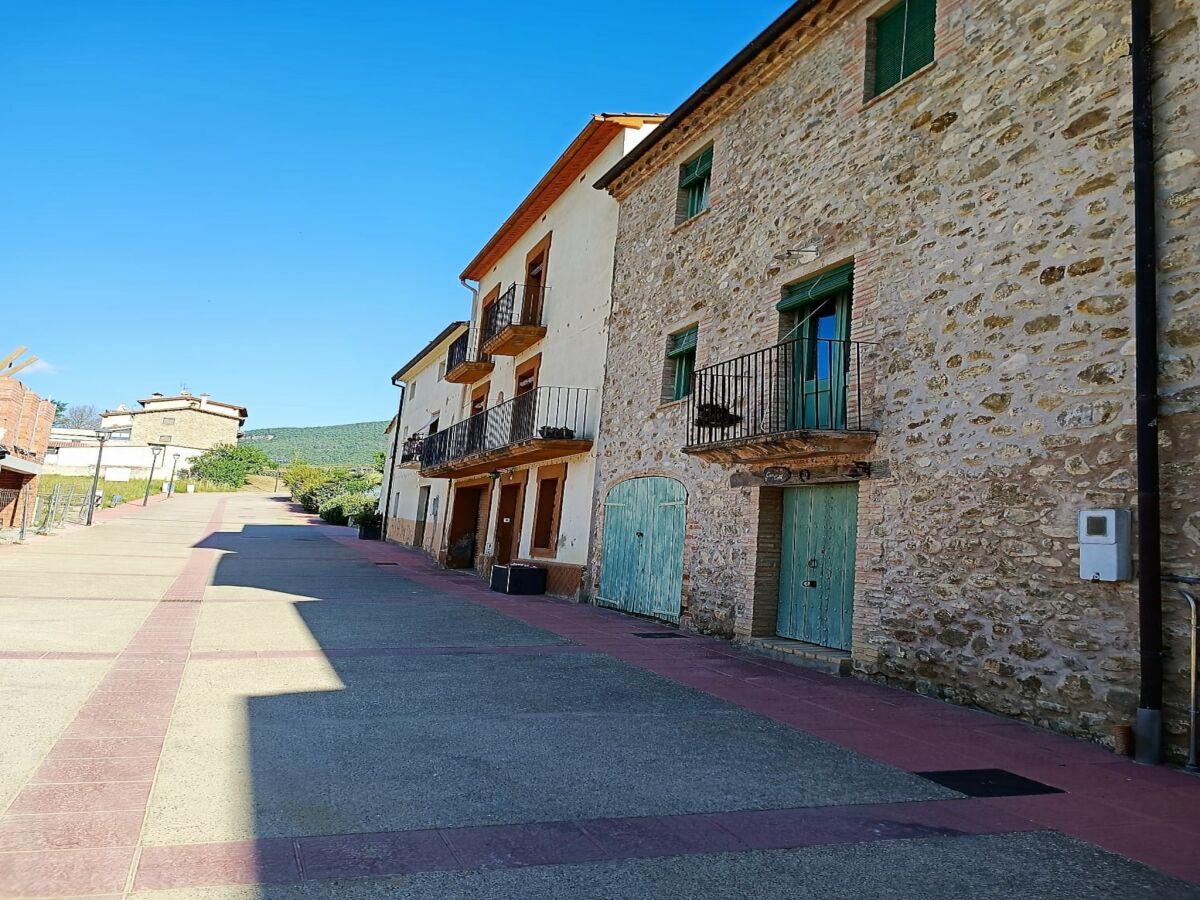 Holiday house Rustic Home in Mieres near Banyoles Lake - Outdoor photo 5
