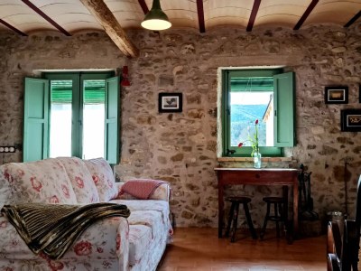 Holiday house Rustic Home in Mieres near Banyoles Lake - Features photo 9
