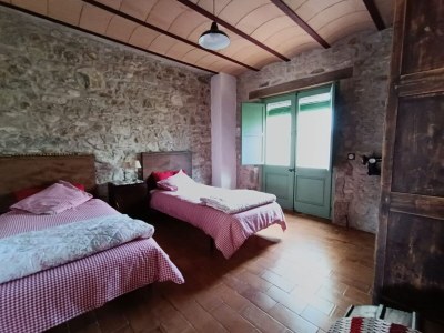 Holiday house Rustic Home in Mieres near Banyoles Lake - Features photo 32