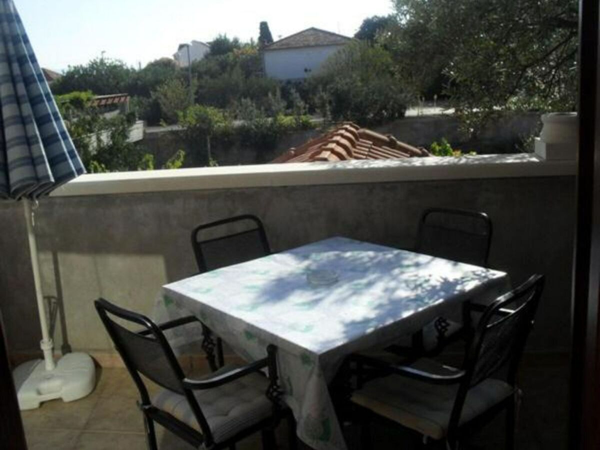 Apartment Apartments White House - Two Bedroom Apartment with Balcony and Sea View 2 - Outdoor photo 4