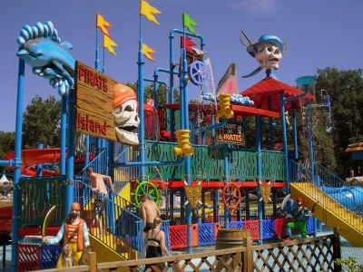 Holiday park Bungalow in Lanzac with Panoramic Views - Environment photo 19