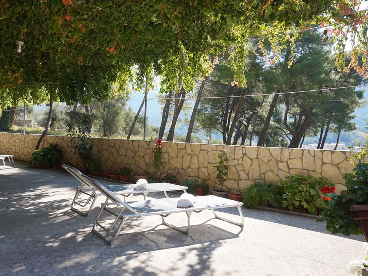 Apartment Beach House Žuljana - Two Bedroom Apartment with Terrace 2 - Outdoor photo 4