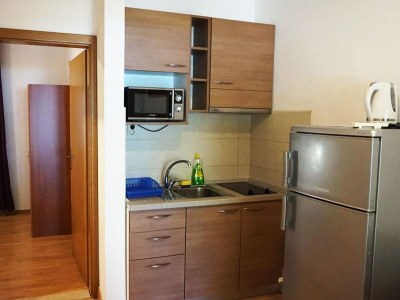 Apartment Beach House Žuljana - Two Bedroom Apartment with Terrace 2 - Features photo 7