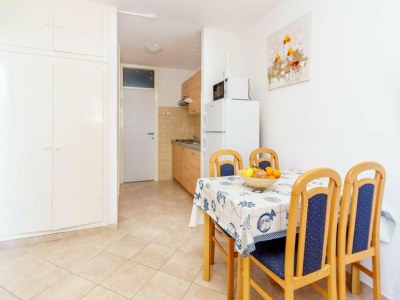 Apartment Lumbarda Resort Apartments - Comfort One Bedroom Apartment  C4 - Features photo 12