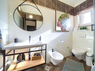 Apartment Two Bedroom Apartment with Terrace and Sea View - Features photo 13