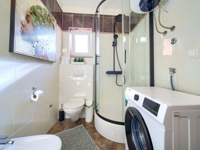 Apartment Two Bedroom Apartment with Terrace and Sea View - Features photo 14