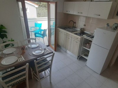 Apartment One Bedroom Apartment with Balcony and Sea View - Features photo 34