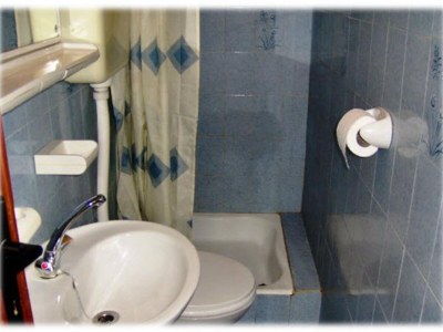 Apartment Apartments Danijela & Vlado - Three Bedroom Apartment With Balcony and Garden View - Features photo 9