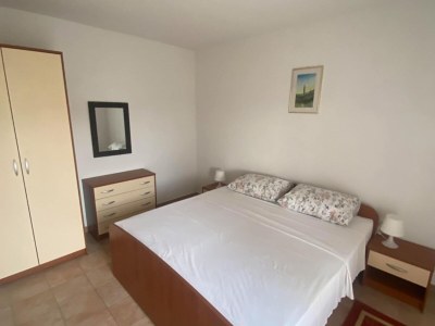 Apartment Apartments Danijela & Vlado - Three Bedroom Apartment With Balcony and Garden View - Features photo 14