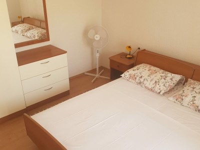 Apartment Apartments Danijela & Vlado - Three Bedroom Apartment With Balcony and Garden View - Features photo 23