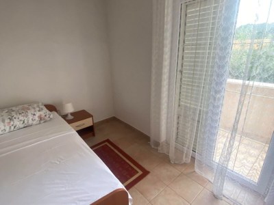 Apartment Apartments Danijela & Vlado - Three Bedroom Apartment With Balcony and Garden View - Features photo 24