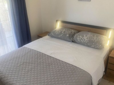 Apartment Apartments Danijela & Vlado - One Bedroom Apartment with Balcony and Garden View - Features photo 7