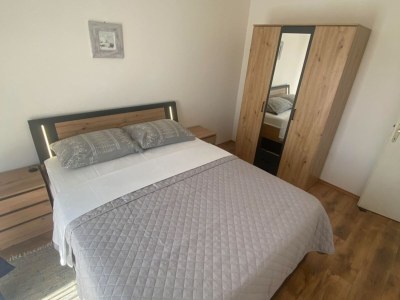 Apartment Apartments Danijela & Vlado - One Bedroom Apartment with Balcony and Garden View - Features photo 9