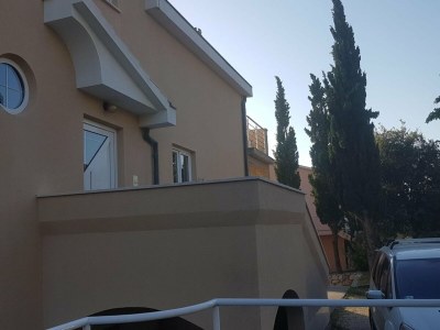 Apartment Apartments Danijela & Vlado - Two Bedroom Apartment with Balcony and Garden View in Lopar - Apartment