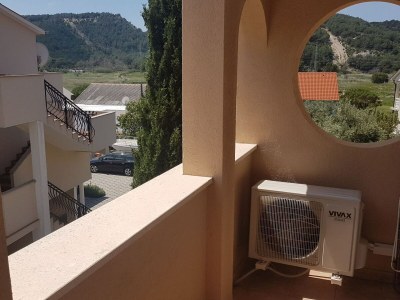 Apartment Apartments Danijela & Vlado - Two Bedroom Apartment with Balcony and Garden View - Outdoor photo 3