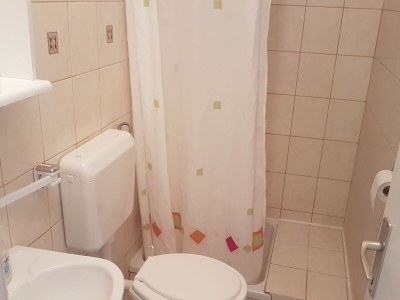 Apartment Apartments Danijela & Vlado - Two Bedroom Apartment with Balcony and Garden View - Features photo 10