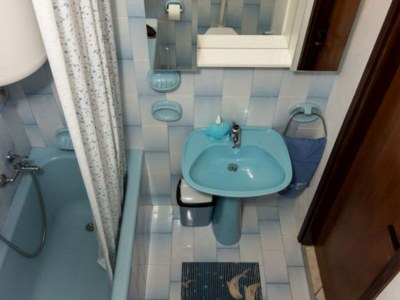 Apartment Apartments Luka & Leona - Two Bedroom Apartment with Balcony Luka - Features photo 9