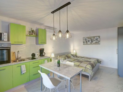 Apartment Studio Apartment with Terrace Leona - Features photo 9