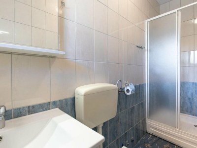 Apartment Two Bedroom Apartment with Balcony and Pool - Features photo 7