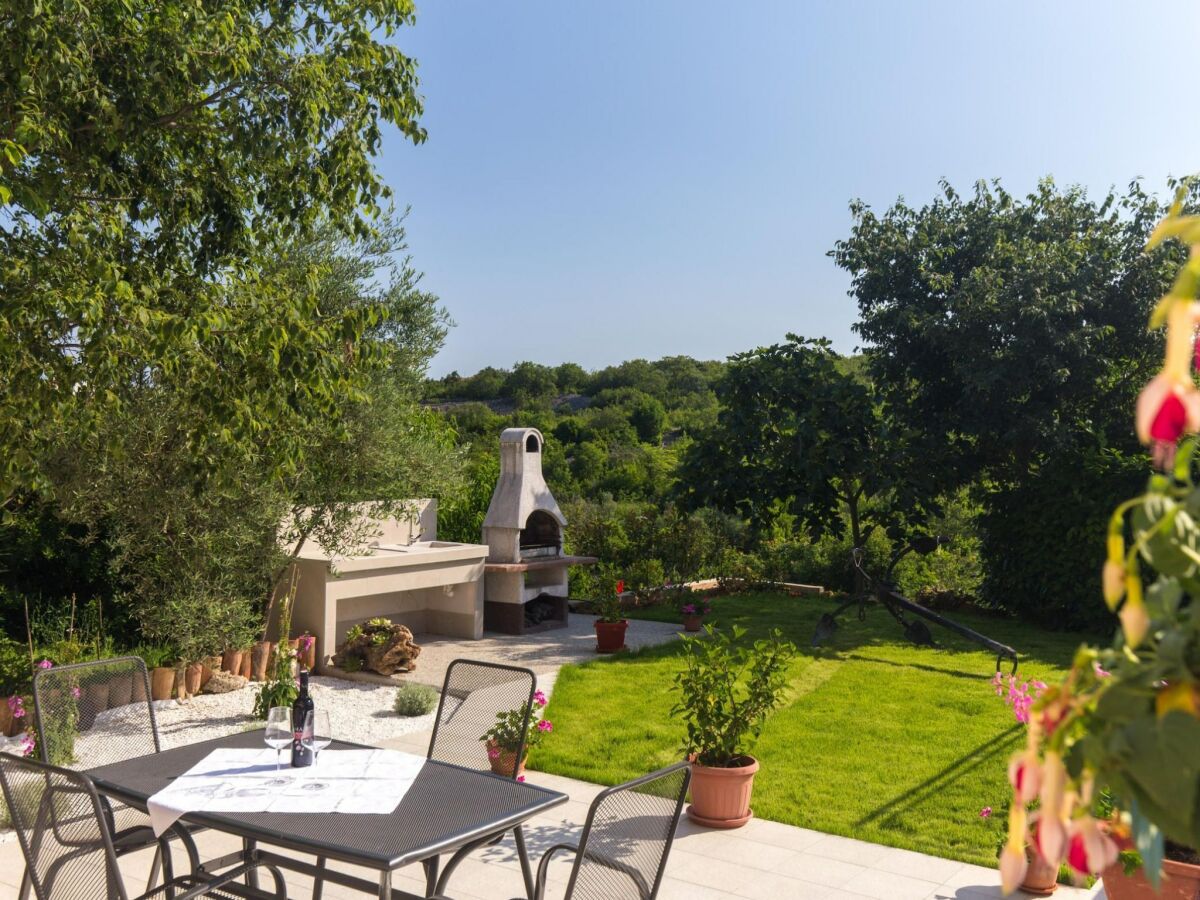 Apartment Standard Two Bedroom Apartment with Balcony and Pool