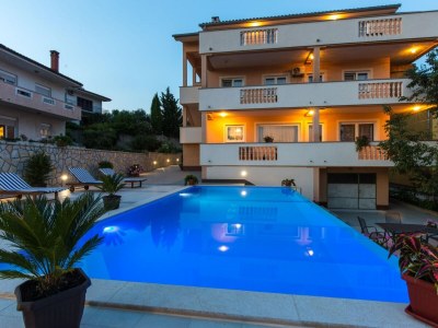Apartment Standard Two Bedroom Apartment with Balcony and Pool - Outdoor photo 15