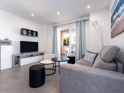 Apartment Apartment Baricevic - Two Bedroom Apartment with Balcony - Features photo 9