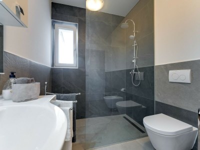 Apartment Apartment Baricevic - Two Bedroom Apartment with Balcony - Features photo 38