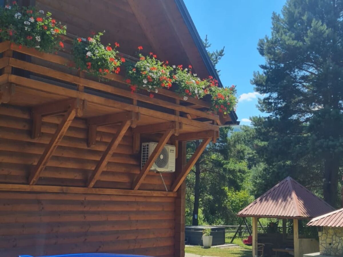 Apartment Apartments Plitvice forest - Two Bedroom Apartment with Terrace - Outdoor photo 3