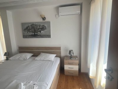 Villa Villa Diana - Six Bedroom Villa with Private Pool - Features photo 32