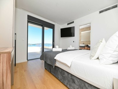 Villa Villa Oasis - Five Bedroom Villa with Private Pool - Features photo 34