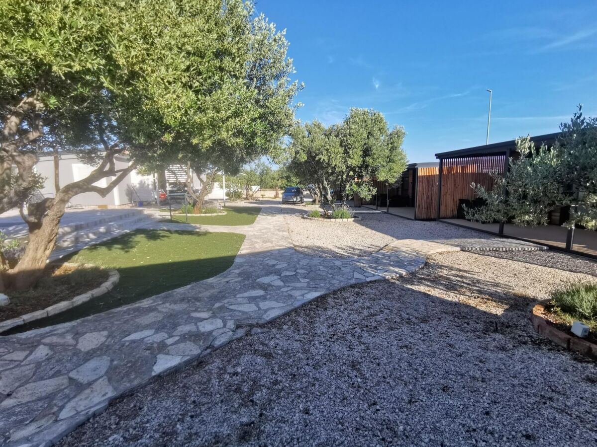 caravan Classic Two Bedroom Mobile Home with Sea View and Terrace - Outdoor photo 2