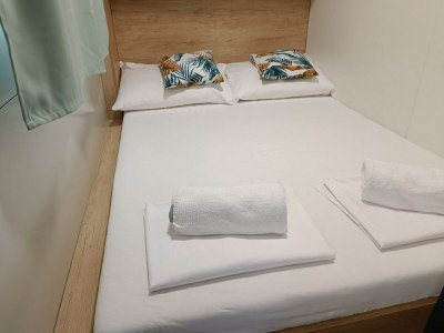 caravan Standard Two Bedroom Mobile Home with Sea View and Terrace - Features photo 22