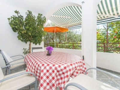 Apartment Apartment MAKS - 2 Bedroom - Features photo 20