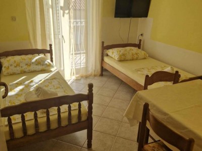 Apartment Apartments Dana - One Bedroom Apartment 5 - Features photo 3