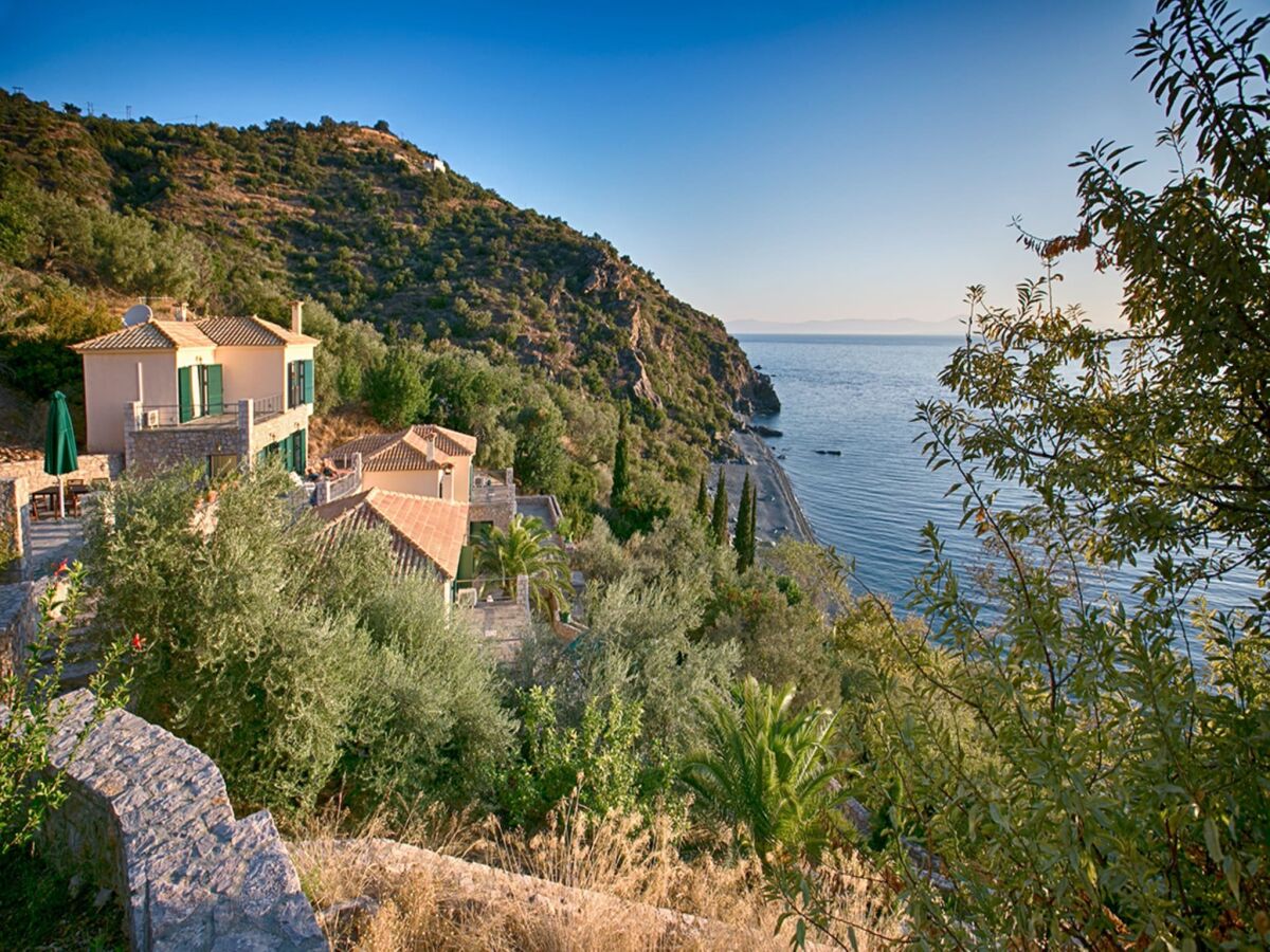 Villa Villa in Pera Melana near Kissakas Beach