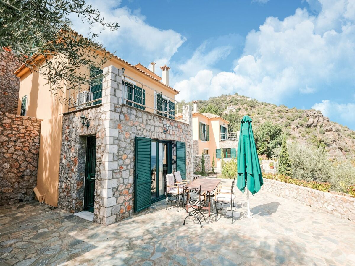 Villa Villa in Pera Melana near Kissakas Beach - Outdoor photo 3