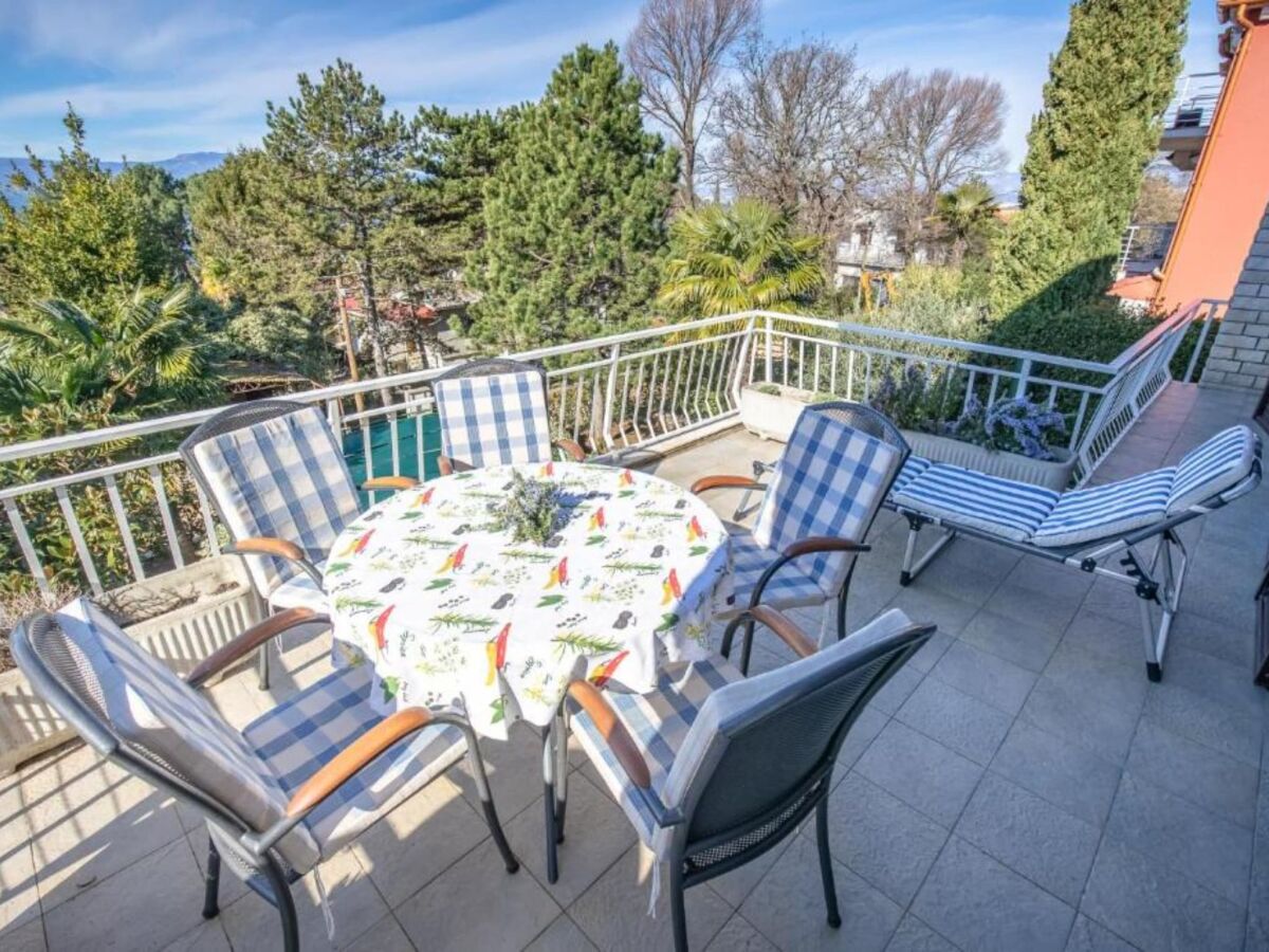 Apartment Apartment Villa Mirna - Three Bedroom Apartment with Balcony and Sea View - Outdoor photo 2