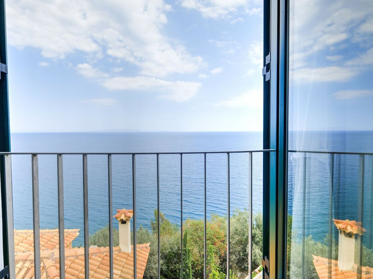 Villa Villa in Pera Melana near Kissakas Beach - Outdoor photo 4