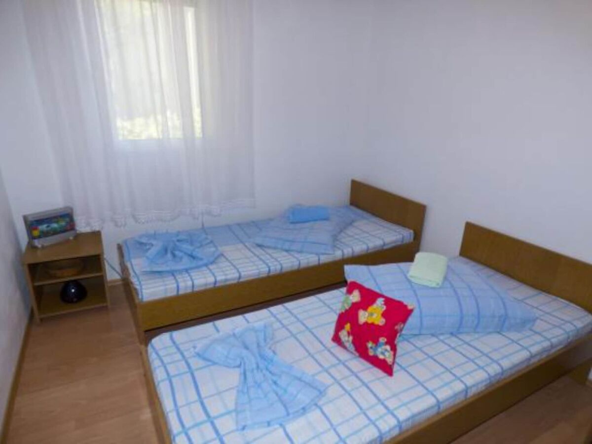 Apartment Beachfront Apartments Plaža - Two Bedroom Apartment A2 - Features photo 2