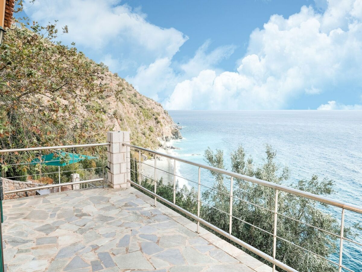 Villa Villa by Kissakas Beach with Sea Views - Outdoor photo 3