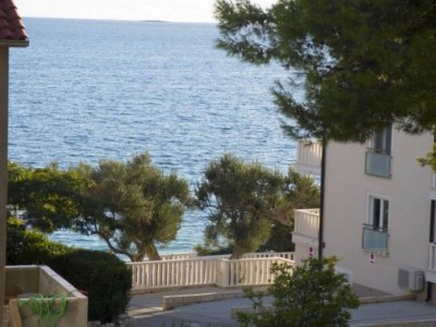 Apartment Beachfront Apartments Plaža - One Bedroom Apartment A3 - Outdoor photo 10