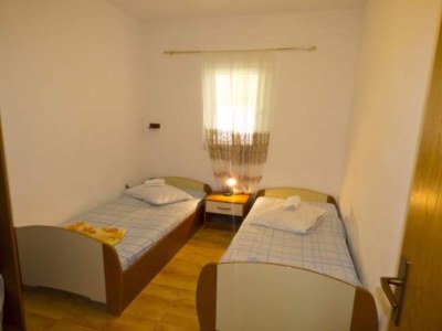 Apartment Beachfront Apartments Plaža - Two Bedroom Apartment A4 - Features photo 5