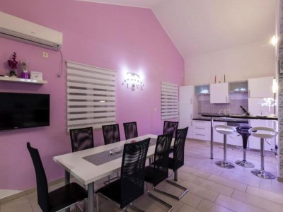 Villa Villa Ava - Five Bedroom Villa with Swimming pool - Features photo 11