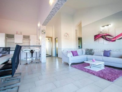 Villa Villa Ava - Five Bedroom Villa with Swimming pool - Features photo 12