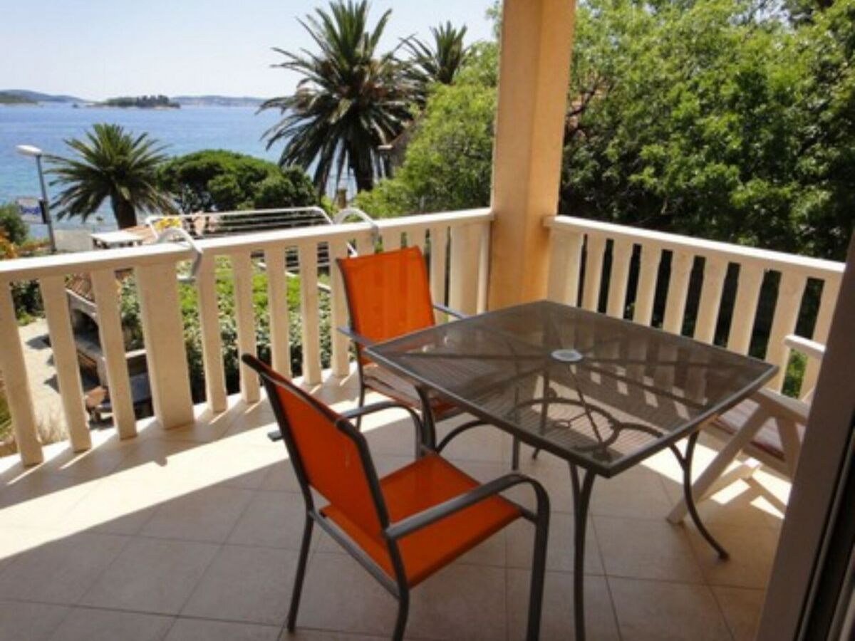 Apartment Seafront Apartments Pretner - Comfort Studio Apartment with Balcony and Sea View - Outdoor photo 4